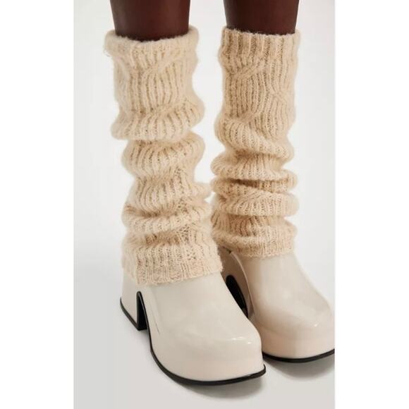 Melissa Mia White Platform Clog - Picture 2 of 15